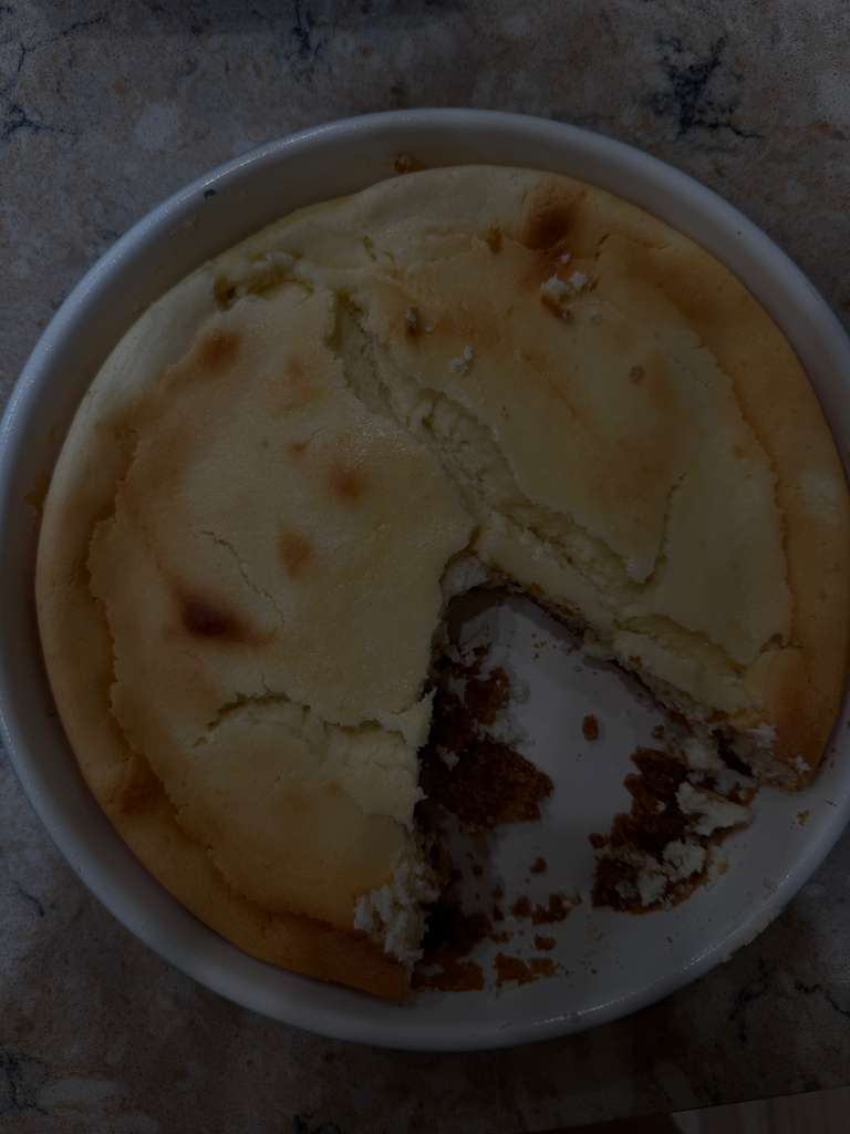 Fluffy Bakery-Style Cheesecake